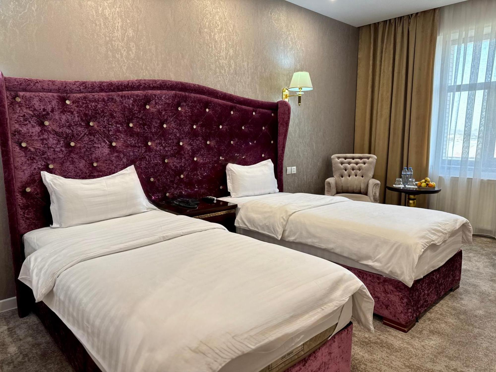 Emirhan Hotel Samarkand Exterior photo