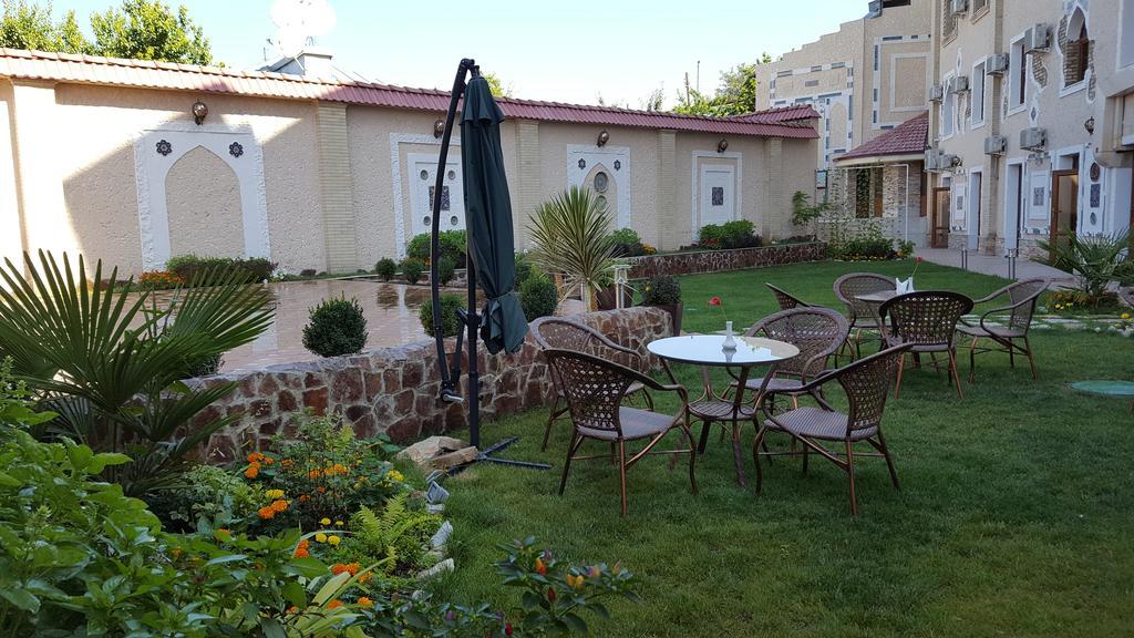 Emirhan Hotel Samarkand Exterior photo